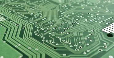 board-g228eb84d5_1920-370x190